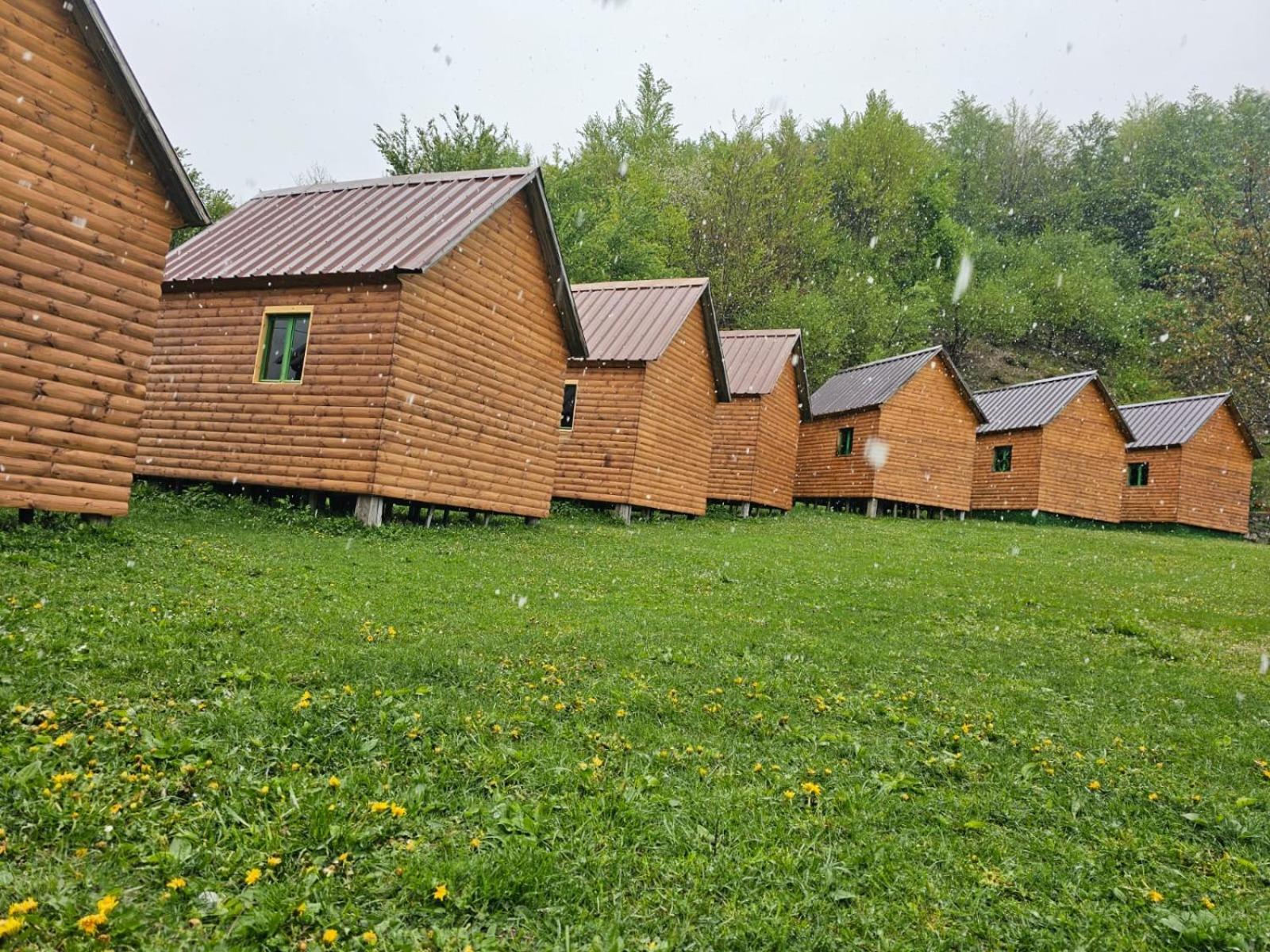Bujtina Zemra Tradites Theth Zimmer foto